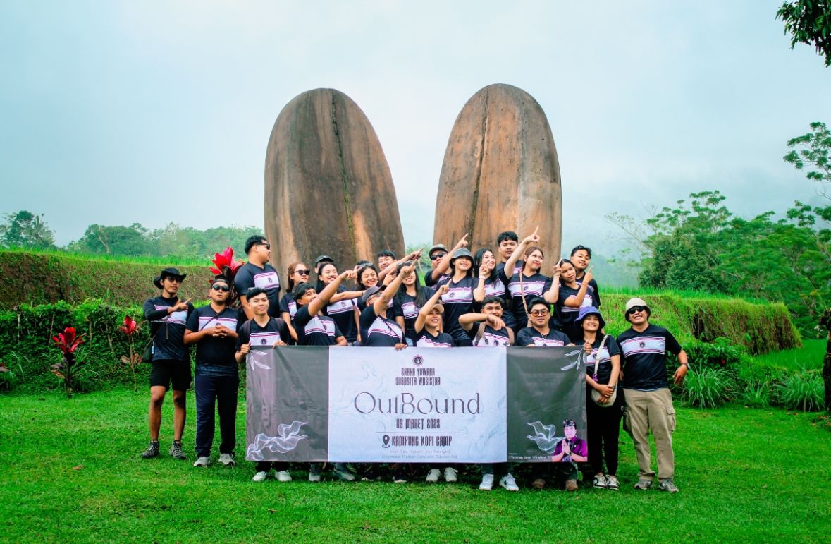 Family Gathering Package – Event & Meal Service